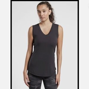 Athleta Essential V-Neck Tank